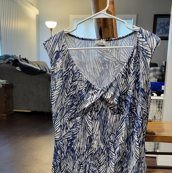 Women's Sleeveless Top - Picture 4 of 5